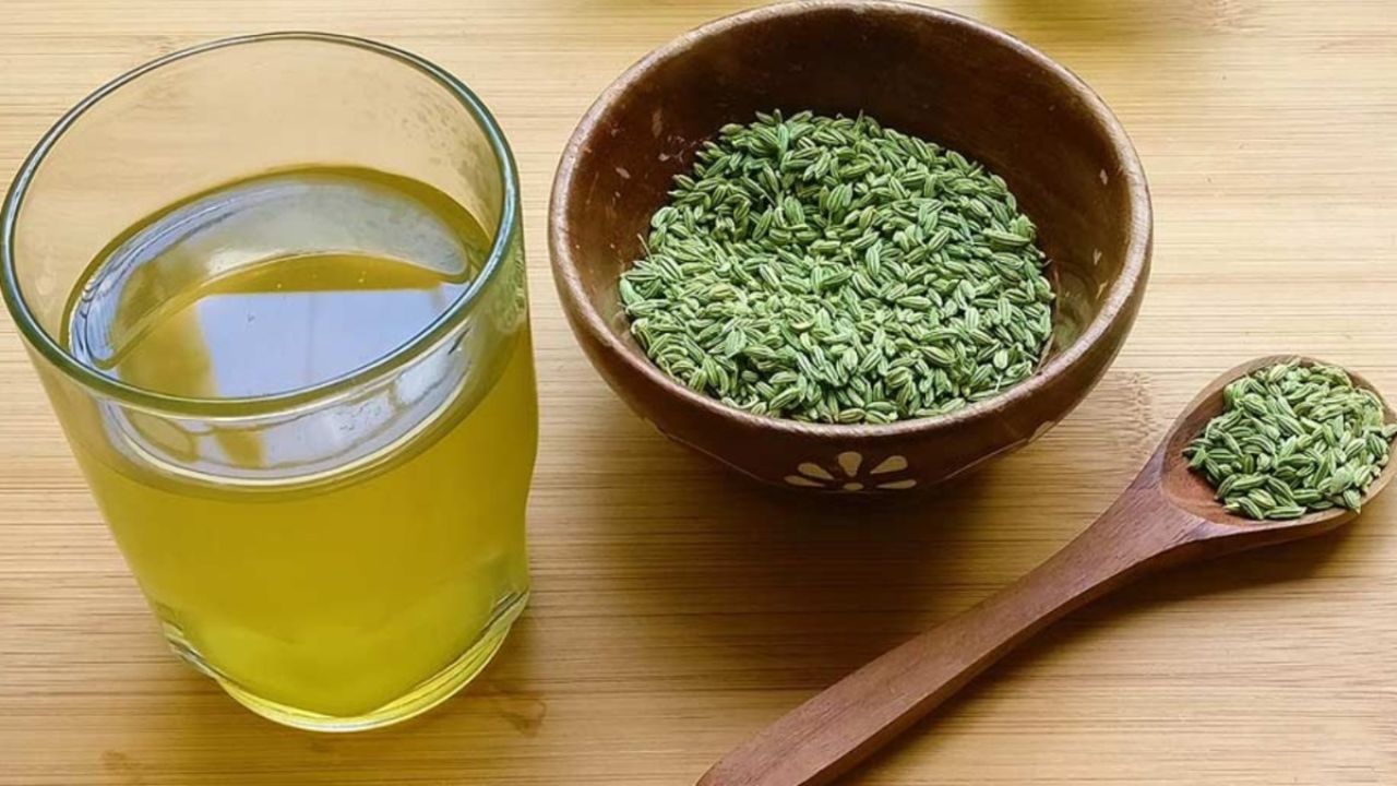 Fennel water Benefits: सौंफ पानी की चमत्कारी ताकत जानिए कैसे एक गिलास पानी आपकी सेहत में ला सकता है जबरदस्त बदलाव