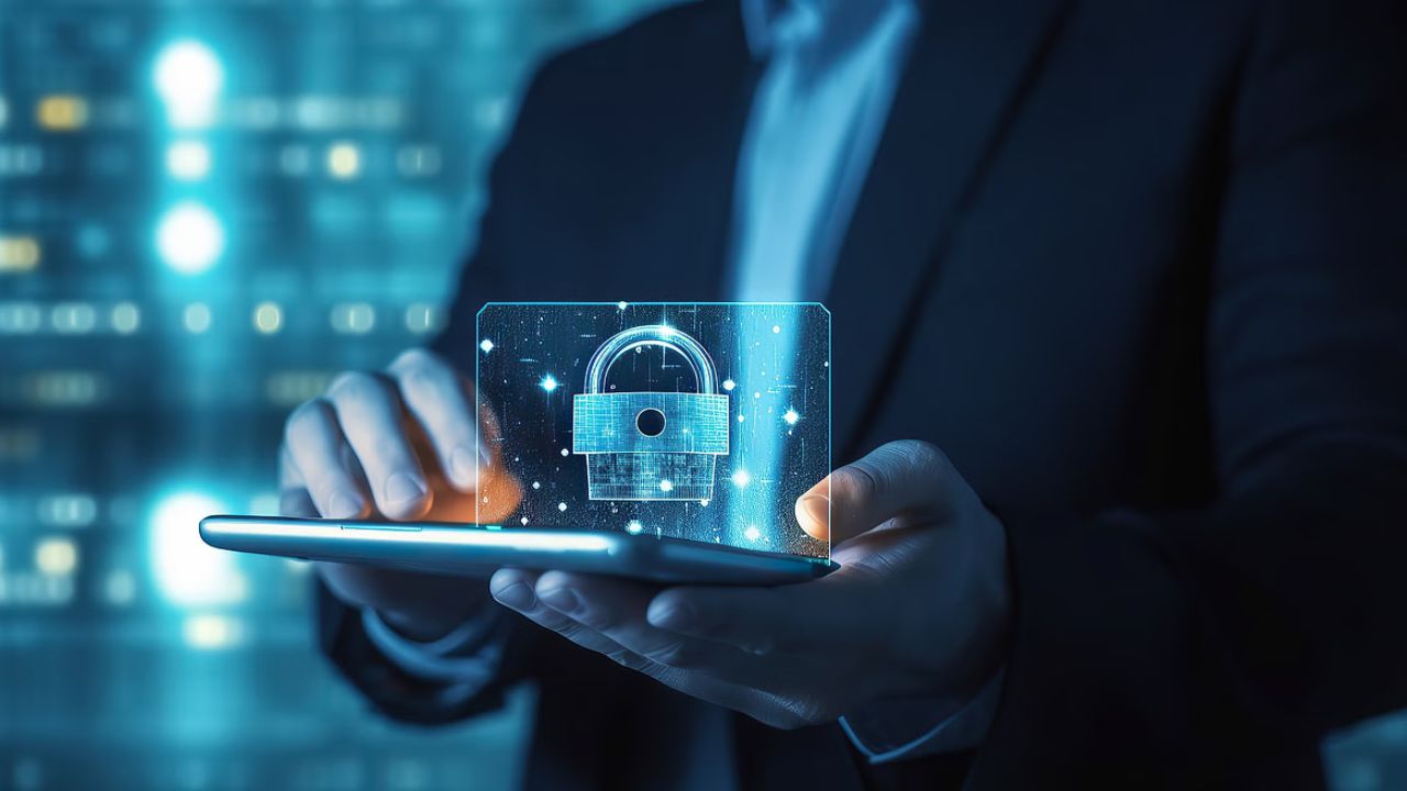 Fingerprint lock: क्या आपका मोबाइल फिंगरप्रिंट से सच में सुरक्षित है जानिए कैसे आपकी उंगली चोरी कर सकती है आपकी प्राइवेसी
