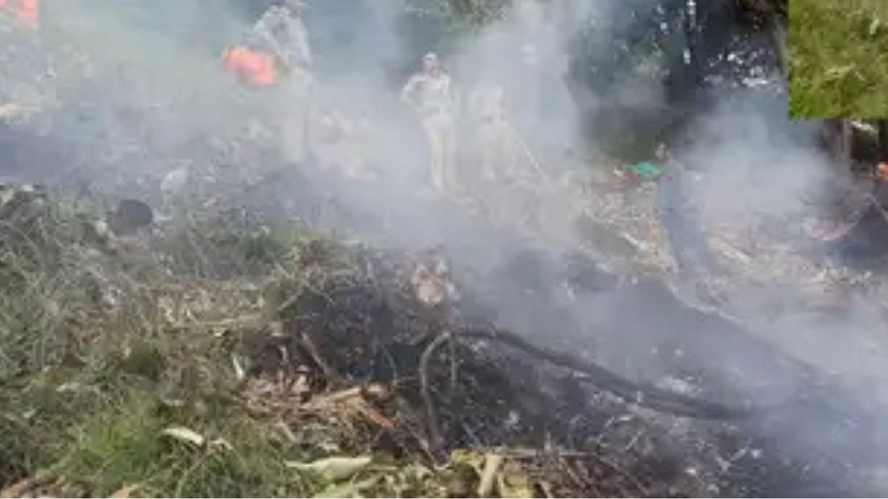 Kedarnath Helicopter Crash: क्रैश के बाद कड़ा एक्शन! चारधाम में अब नहीं उड़ेगा हेलीकॉप्टर, धामी सरकार ने दिखाई सख्ती