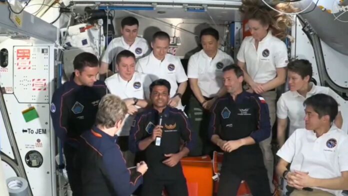 Axiom-4 Mission: अंतरिक्ष में गूंजा भारत का नाम, Axiom-4 मिशन बना देश की विज्ञान यात्रा का नया अध्याय