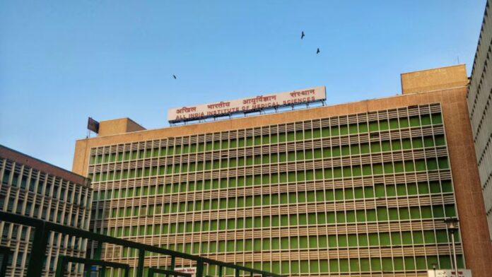 Delhi AIIMS: AIIMS में MBBS की सीटें बेहद कम फिर भी हर कोई करता है कोशिश! जानिए कैसे पाए मौका