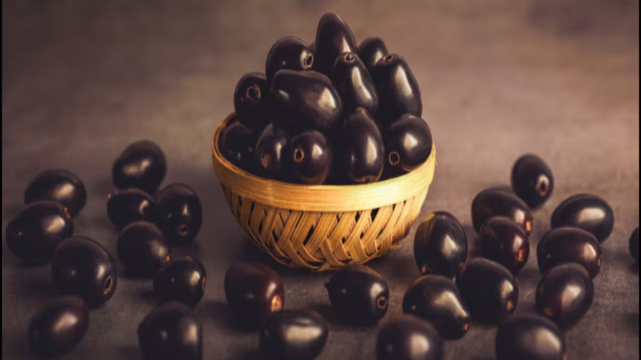 Jamun का असर उल्टा पड़ सकता है अगर भूल से भी की ये आदतें! जानिए डॉक्टर की चेतावनी