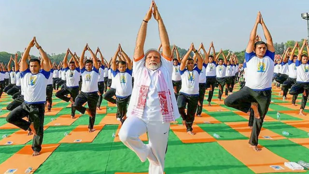 International Yoga Day: ड्रोन से निगरानी और 10,000 पुलिसकर्मी तैनात, जानिए योग दिवस के लिए कैसी है सुरक्षा व्यवस्था