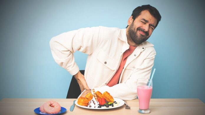 Food Allergy: खाने से अचानक क्यों होती है त्वचा पर खुजली और सूजन? जानिए छुपी हुई साइलेंट एलर्जी की कहानी