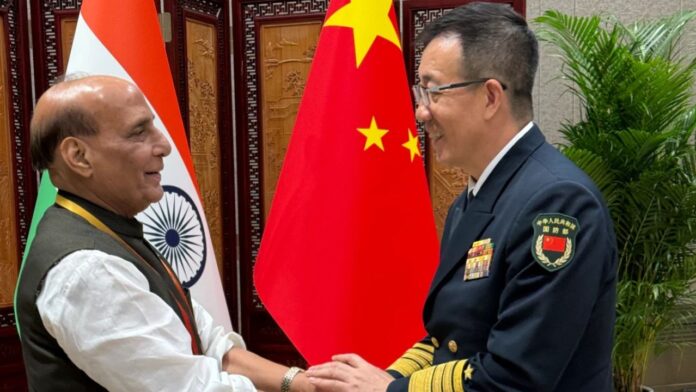 Rajnath Singh बोले ‘नई मुश्किलें नहीं बढ़नी चाहिए’— चीनी रक्षा मंत्री से क्या साझा संदेश?
