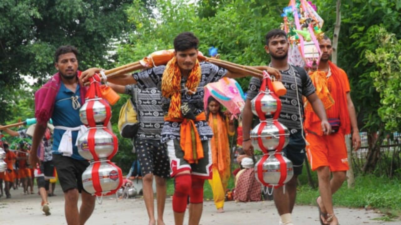 Kanwar Yatra 2025: 4 करोड़ कांवड़ियों की भीड़ में अब नहीं होगा कोई रास्ता भटकाव! टेक्नोलॉजी बनी साथी