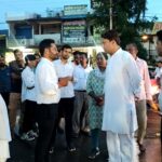 महकेपार अग्निकांड पीड़ित परिवार से मिले विधायक गौरव सिंह पारधी, हरसंभव मदद का दिया आश्वासन
